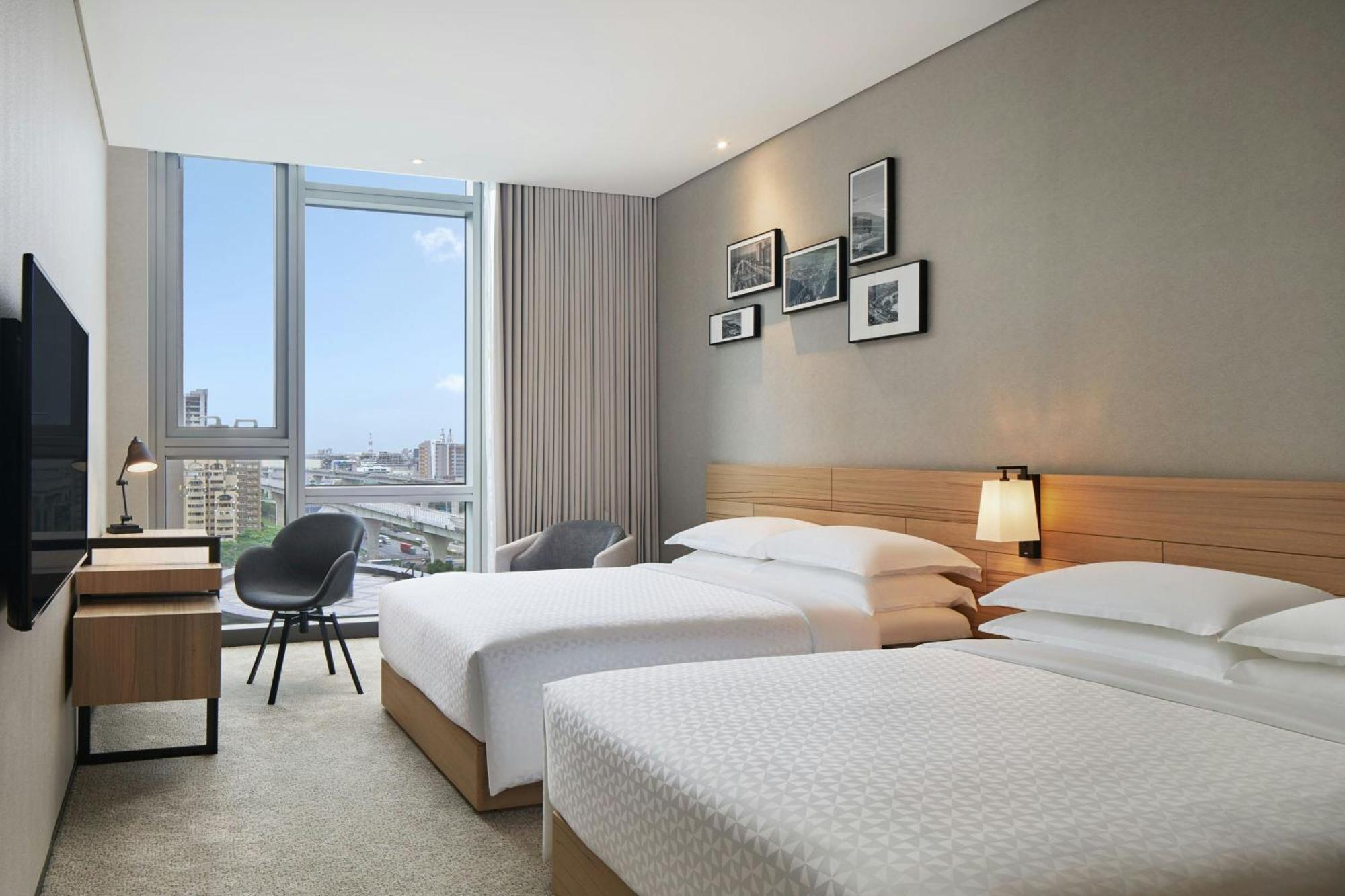 Four Points By Sheraton Лінькоу Екстер'єр фото